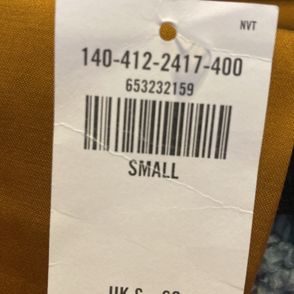 Abercrombie and Fitch satin longsleeve blouse - Picture 5 of 5